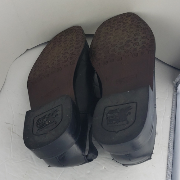 stacy adams leather sandals